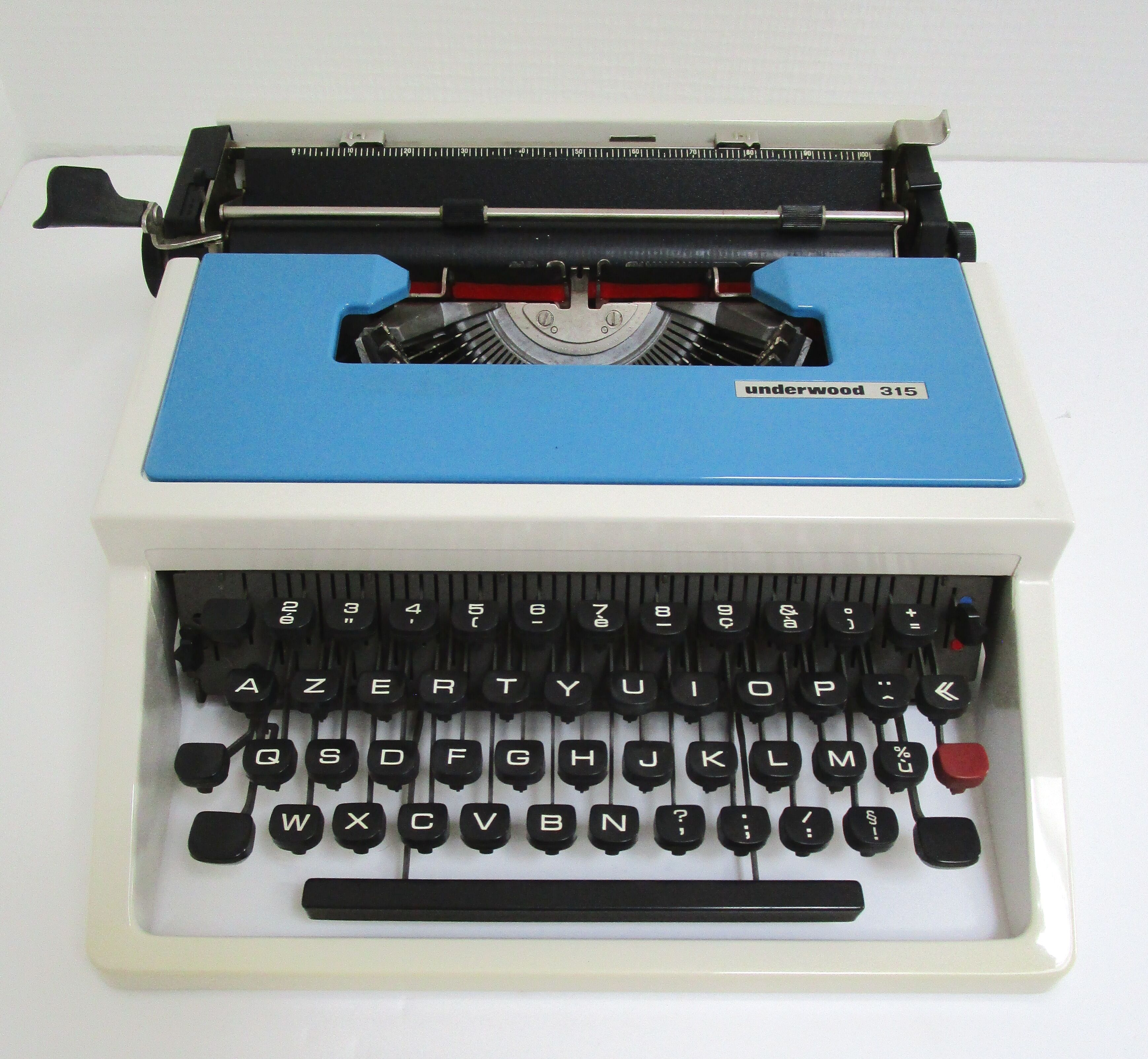 Machine à écrire Underwood 315