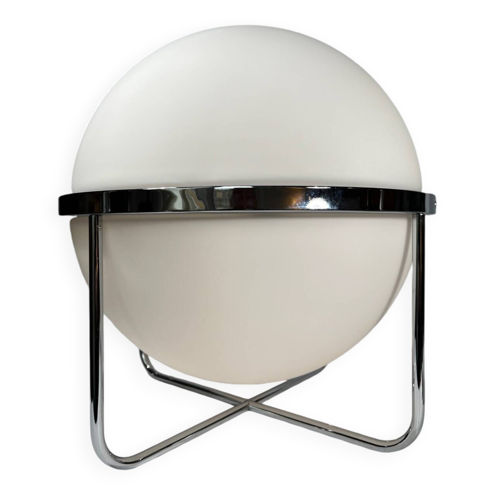 New collector's ball lamp Garrault x Monoprix