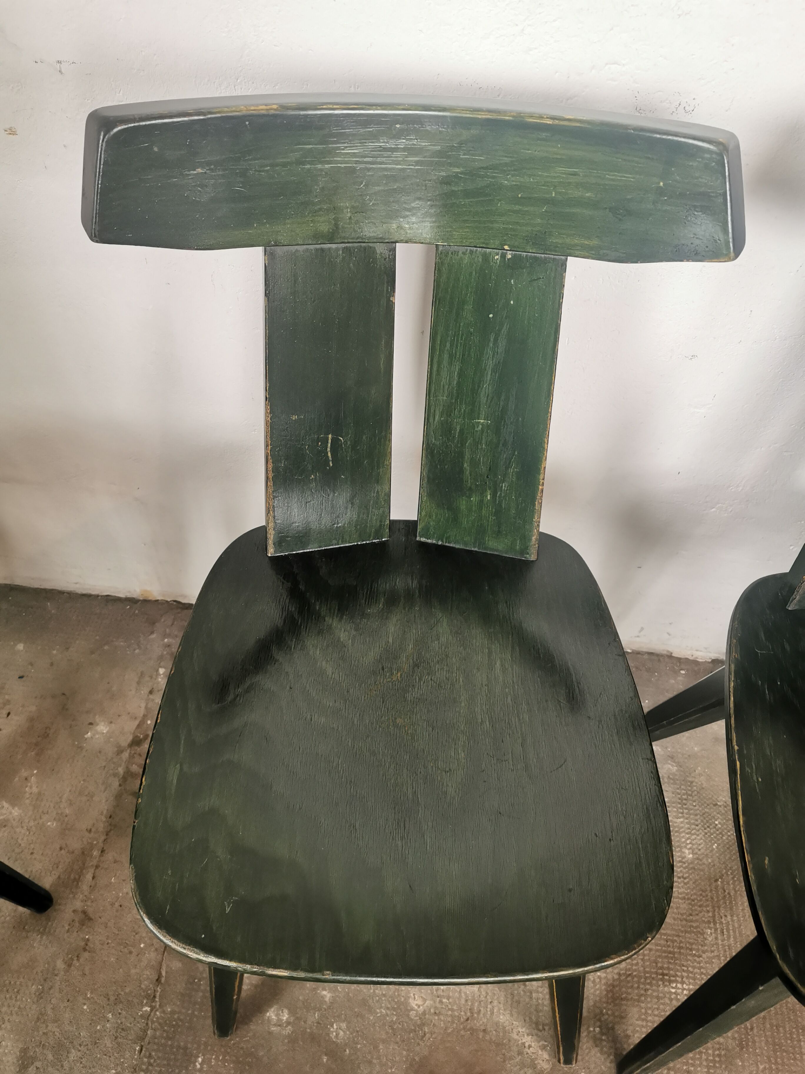 Set of 10 wooden bistro chairs