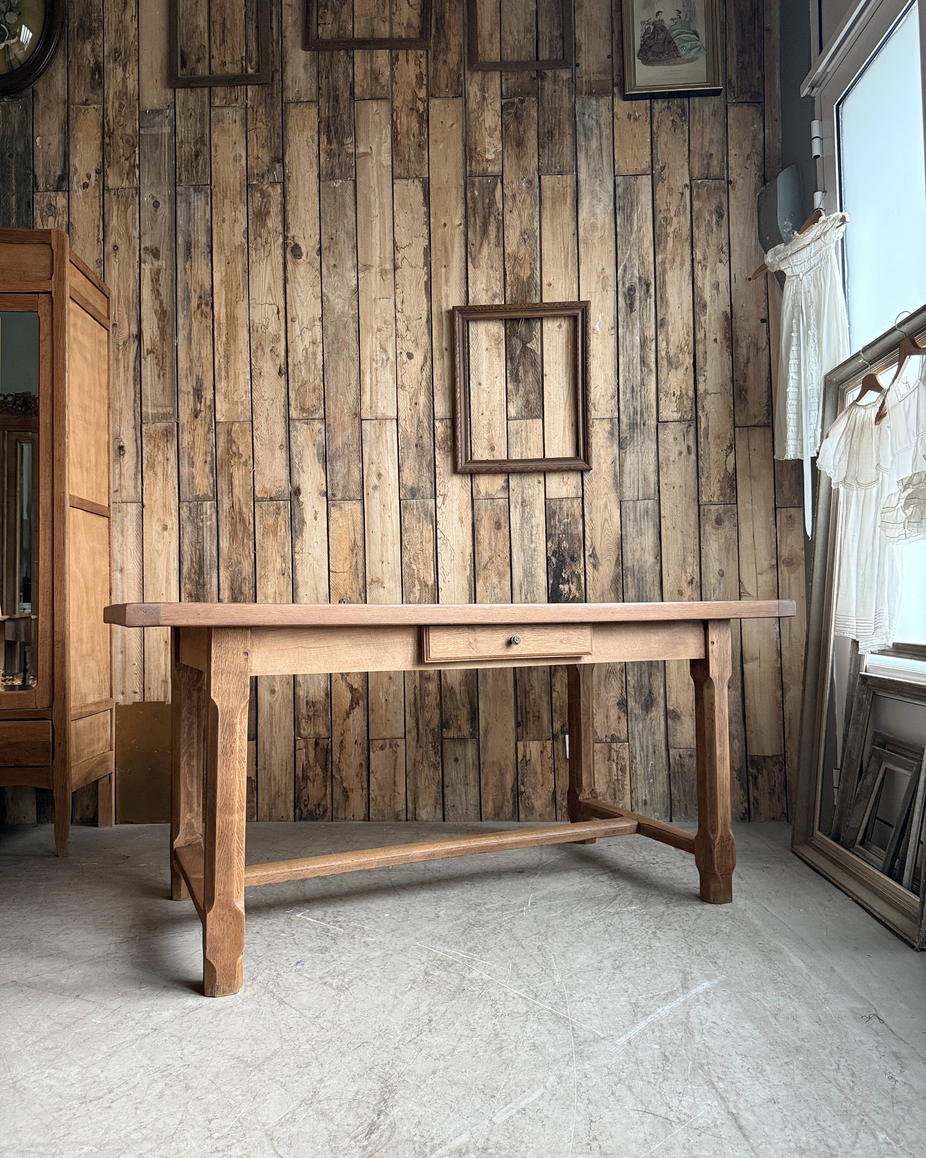 Vintage oak farmhouse table (renovated)