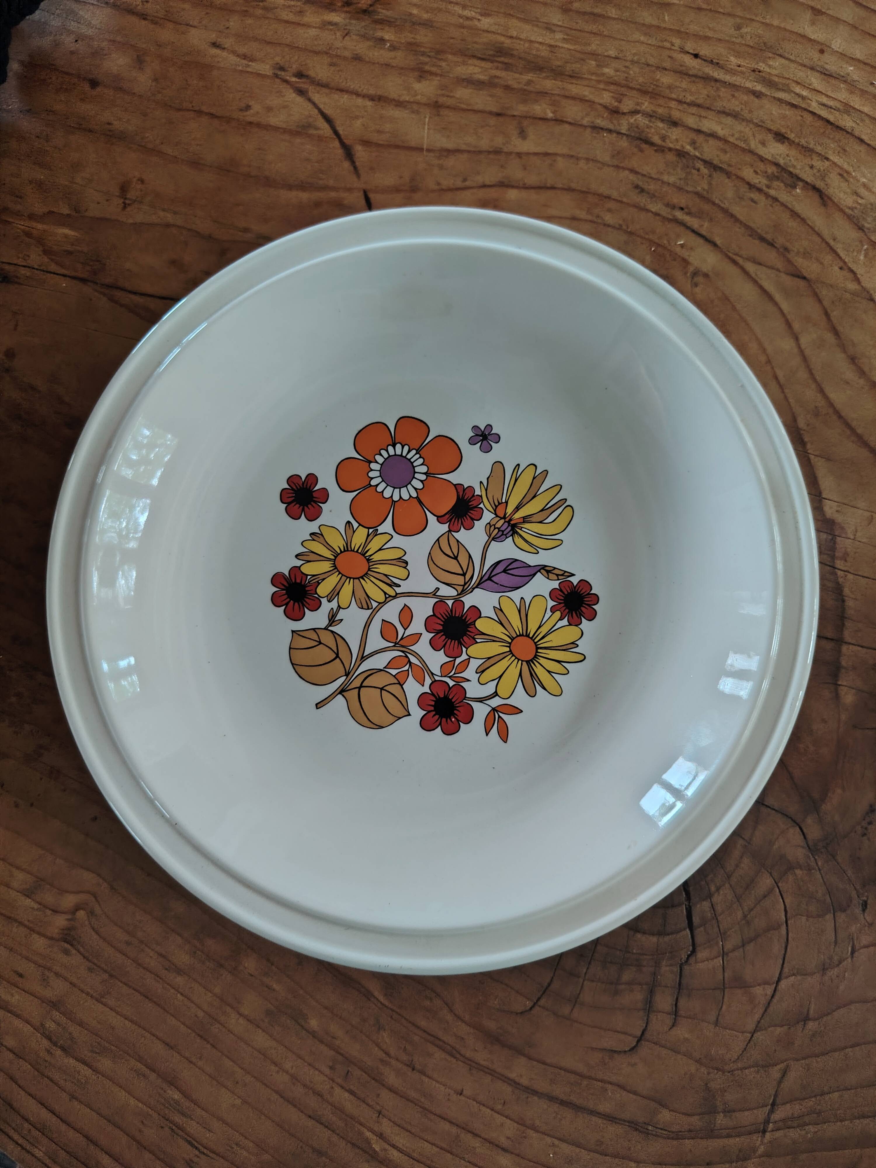 Vintage dish / large plate from the 70s