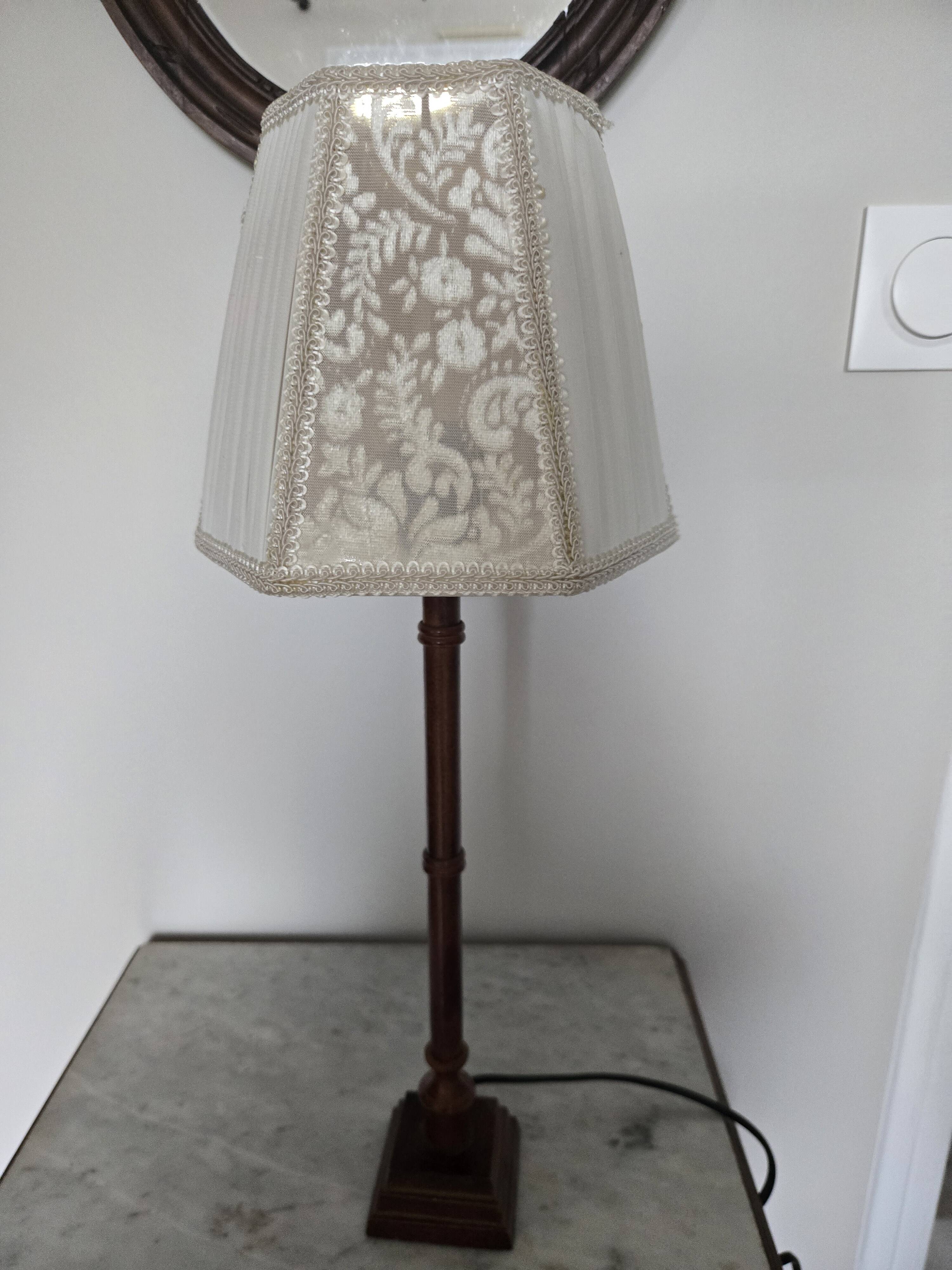 Bedside lamp