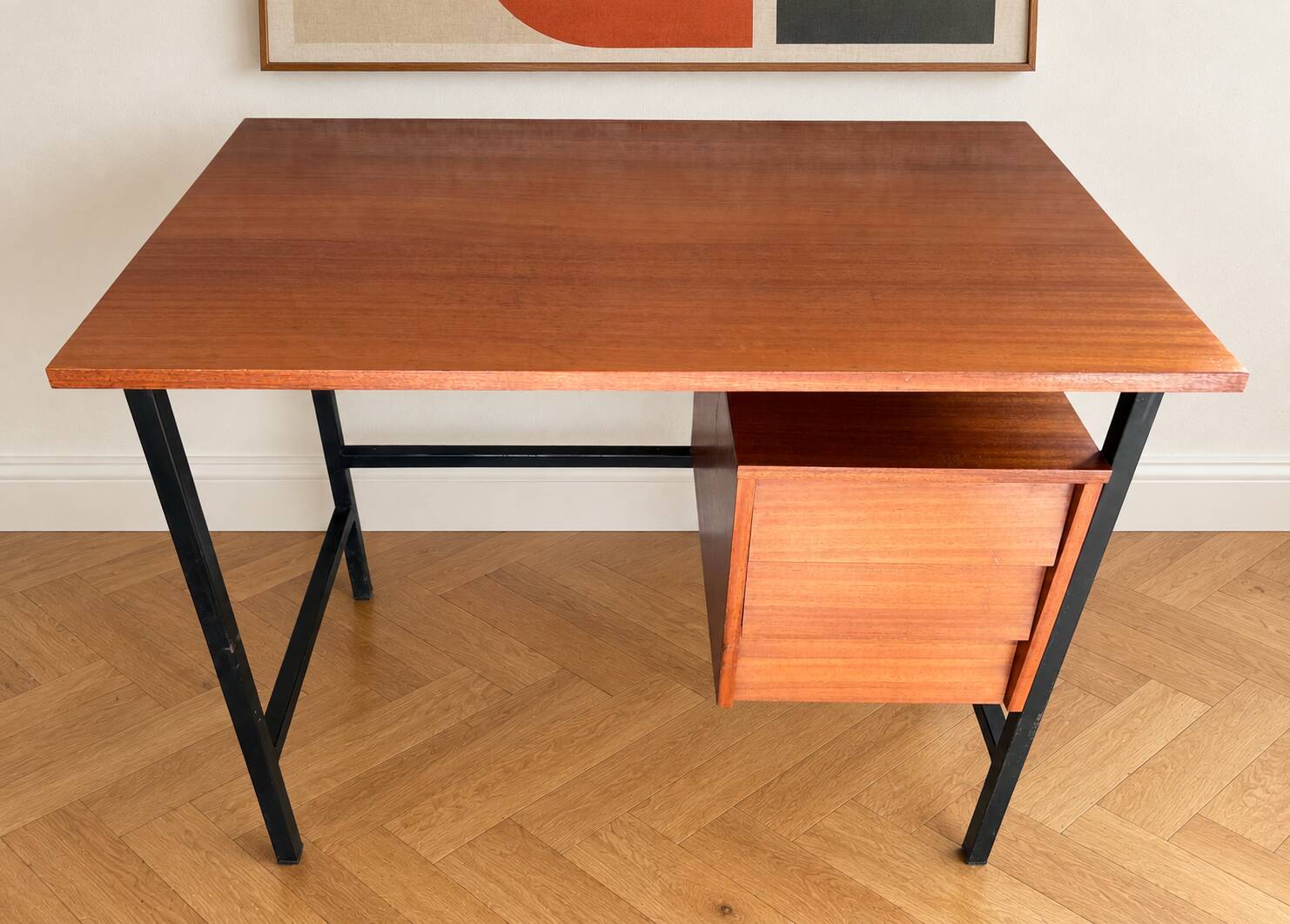 1960s modernist desk in wood and black metal, model CM172 by Paulin for Thonet.