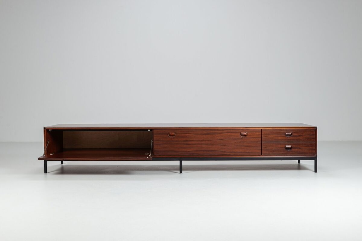 Fristho Franeker lowboard in rosewood, The Netherlands, 1960