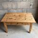 Table basse en bois rustique