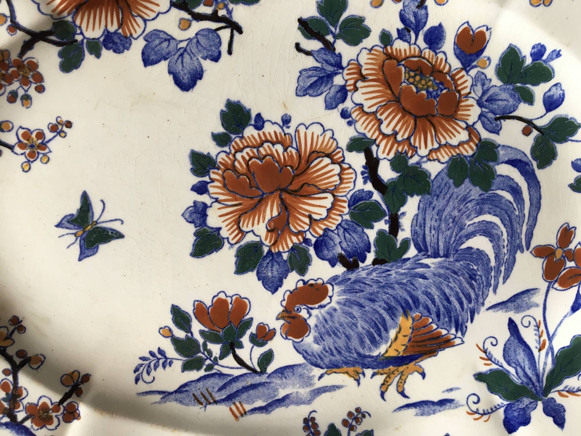 Tableware set, rooster with peonies or dolphin, Gien 1940