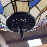 Tiffany-style glass pendant light