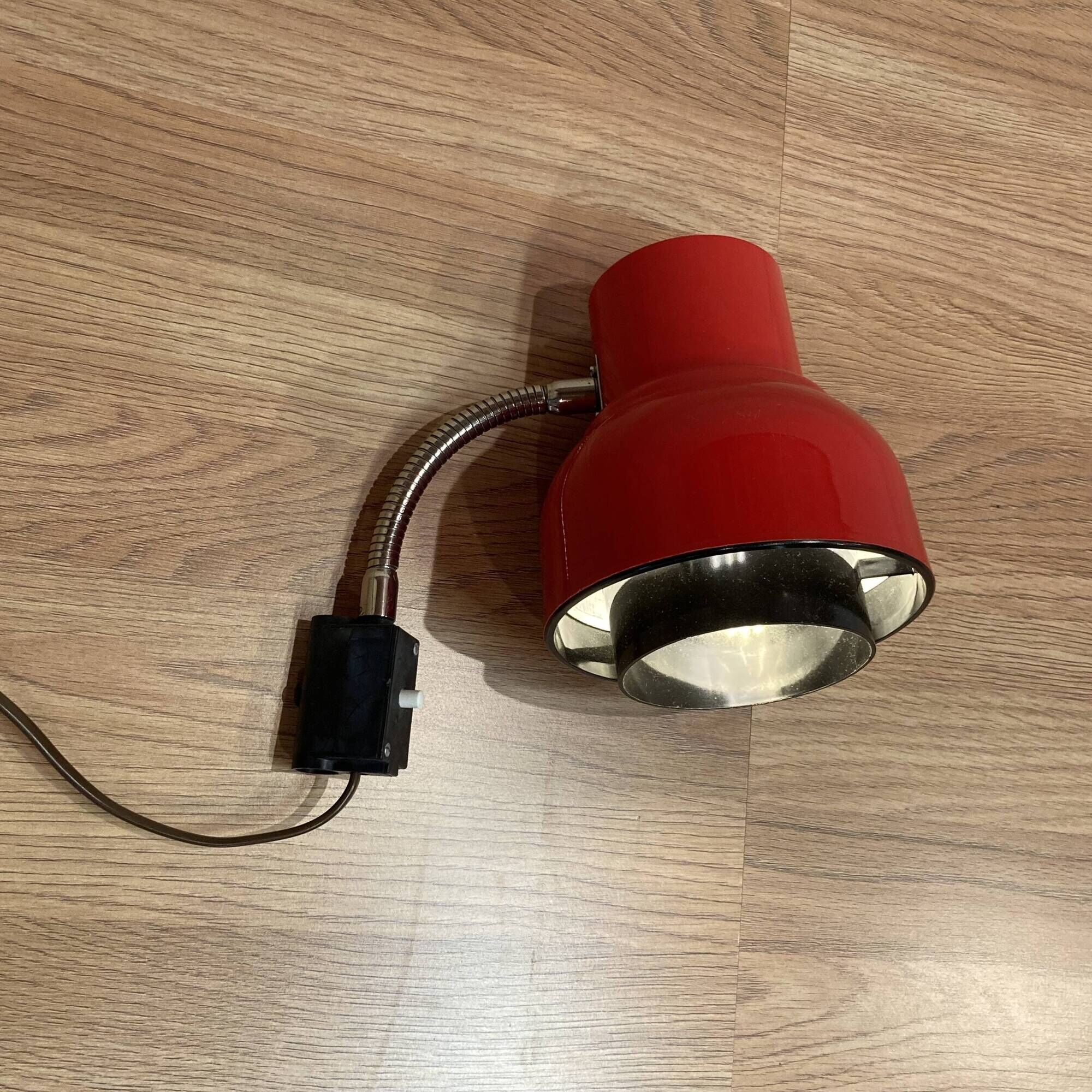 Modular metal applique "scandinavian design".