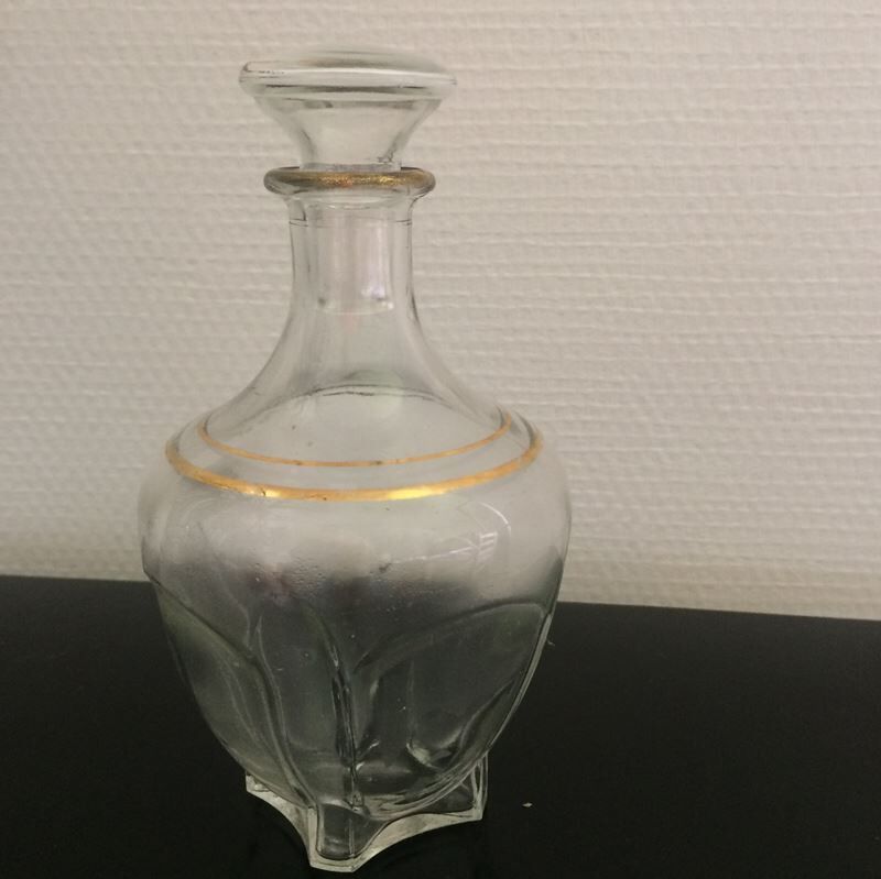 Vintage liquor service