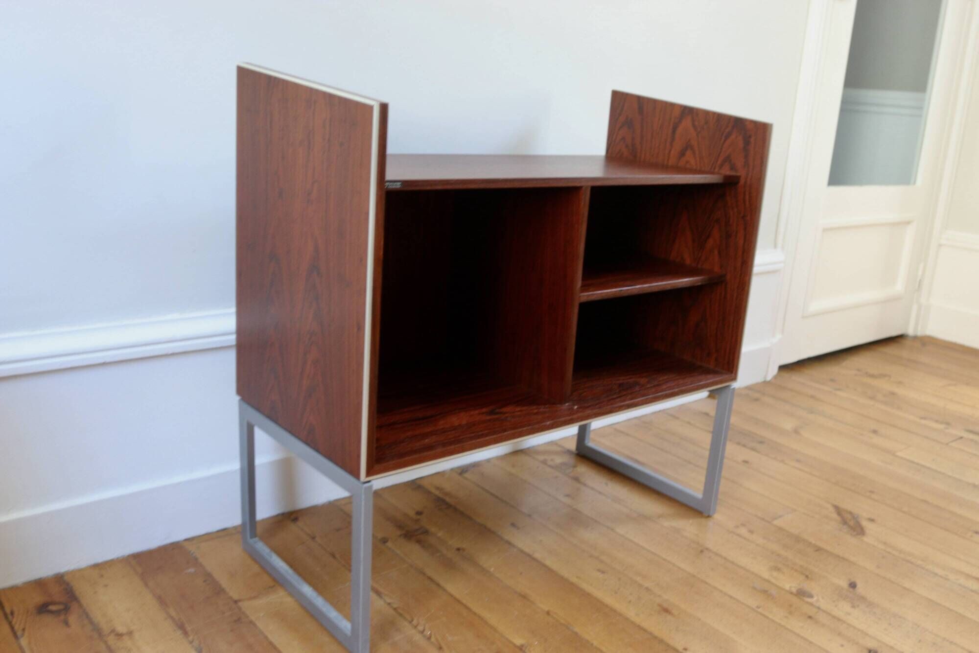 Vintage Scandinavian Bang & Olufsen rosewood hifi cabinet 1970