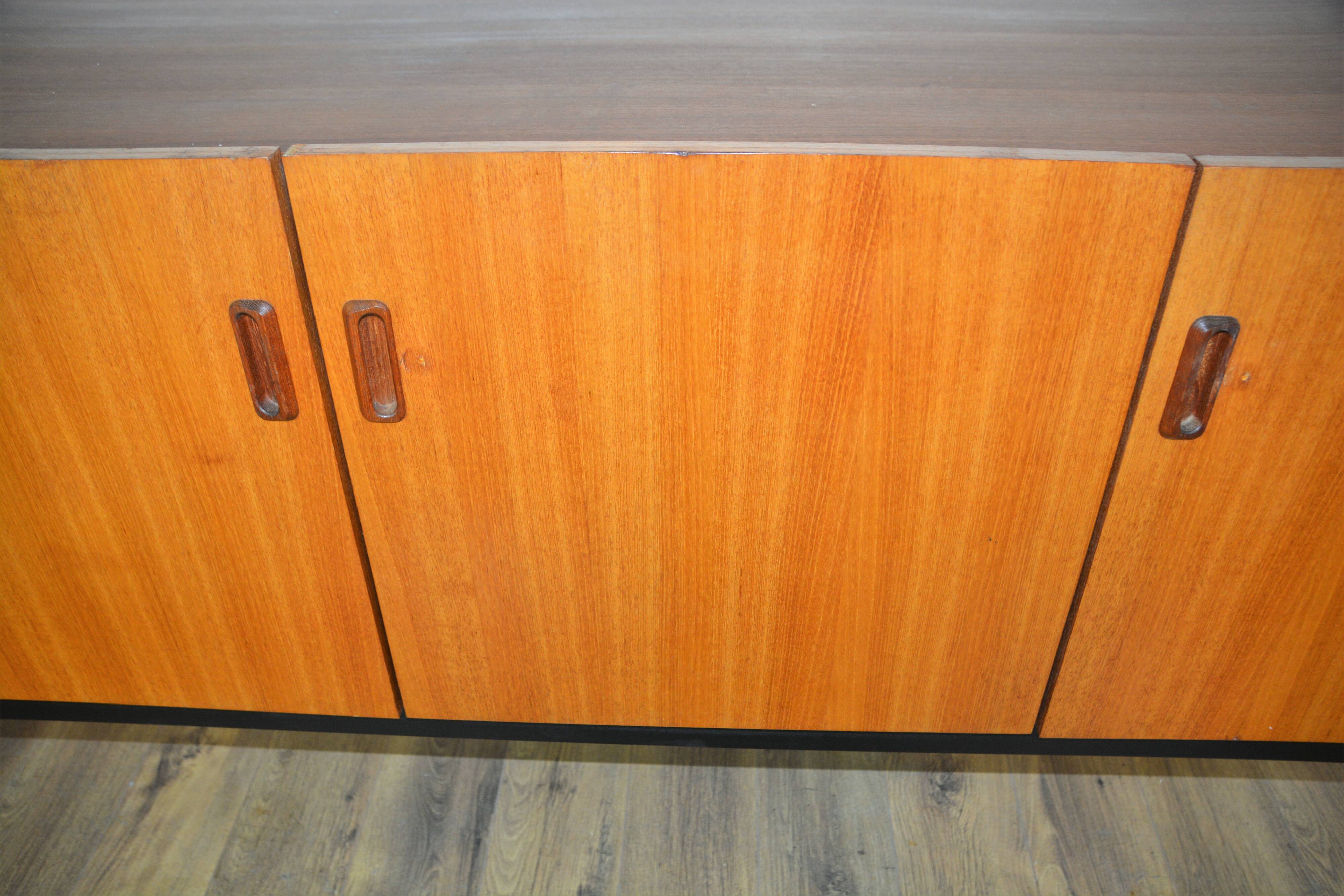 Scandinavian teak metal foot row