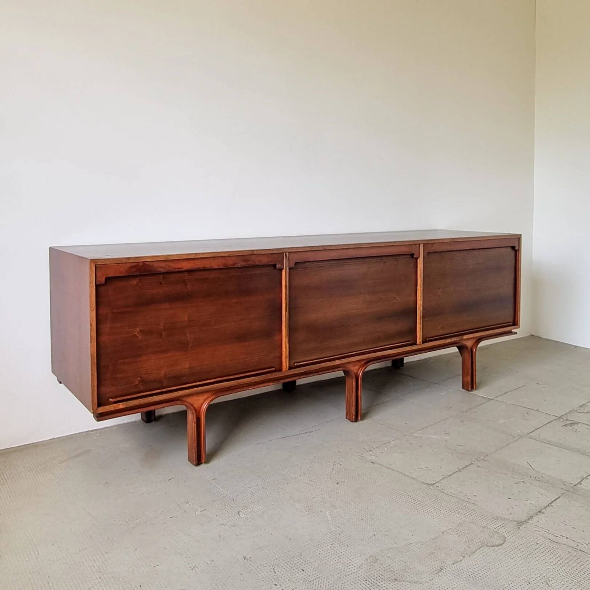 Enfilade M501 en palissandre par Gianfranco Frattini pour Bernini