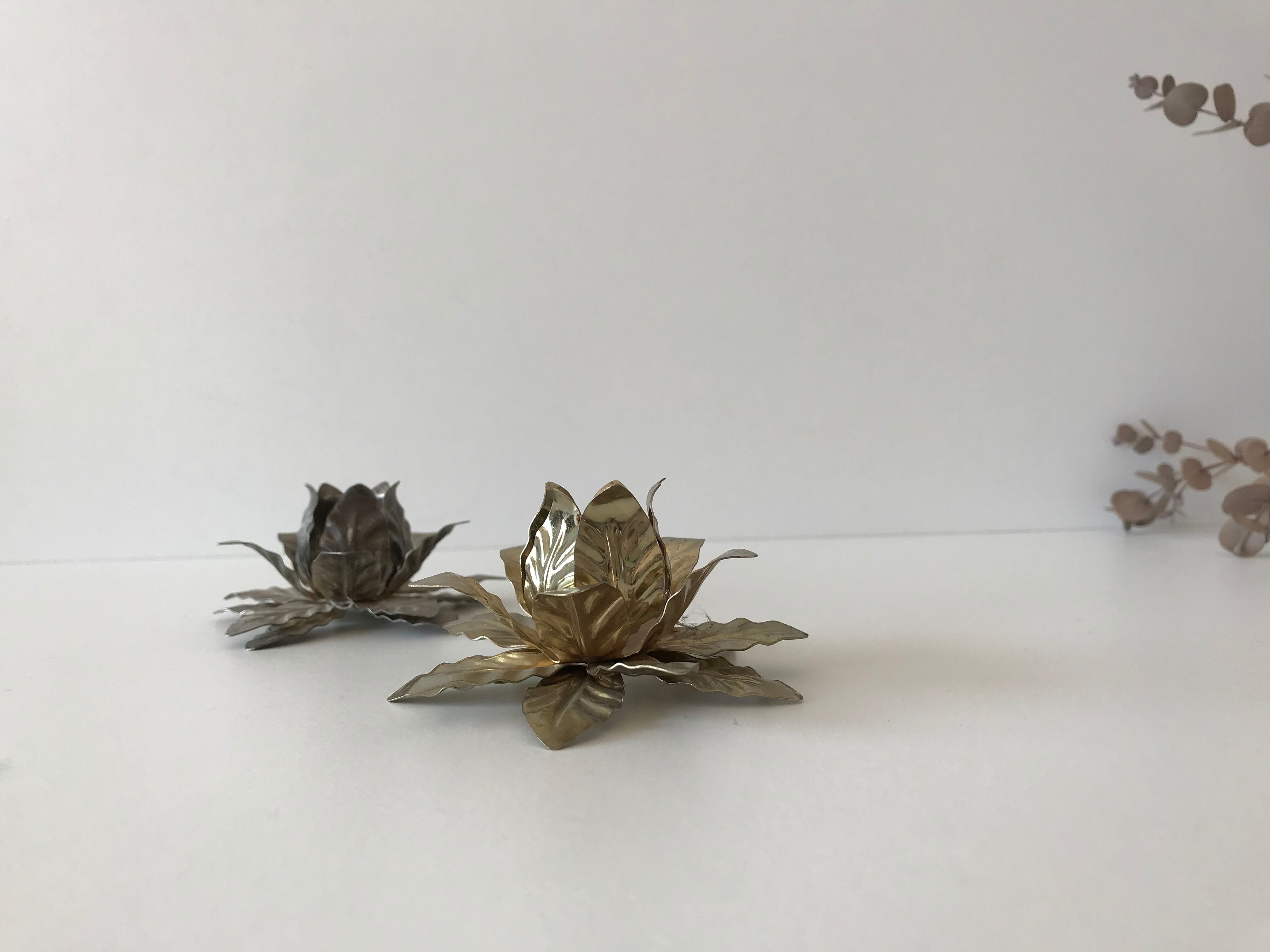 Flower candleholders