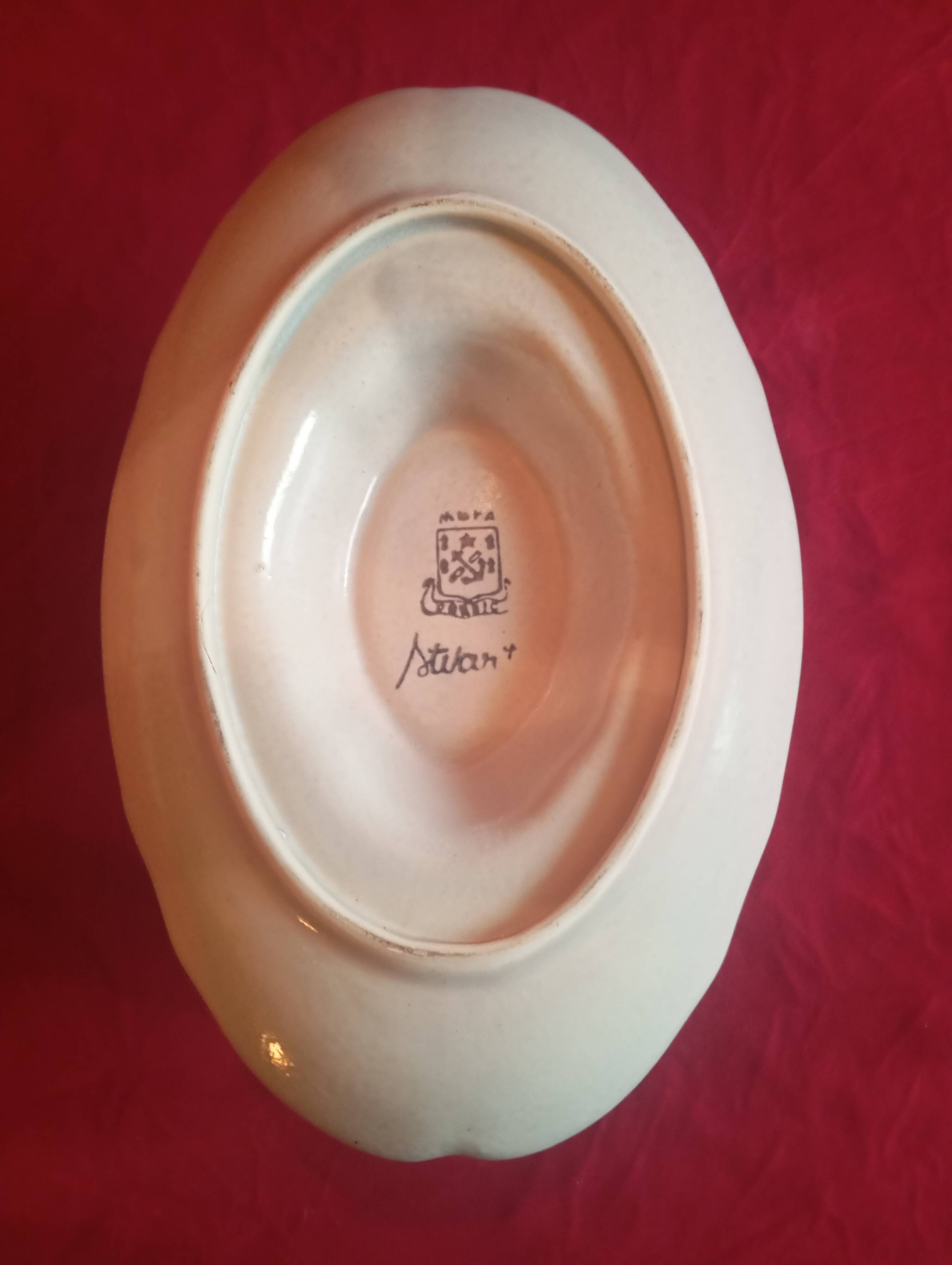 Saucière en faïence de Pornic modèle "Stuart"