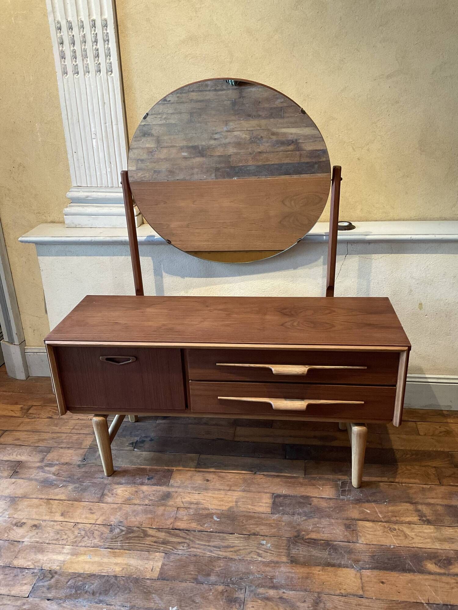 Vintage 1960s Danish Scandinavian dressing table chest of drawers with 2 drawers