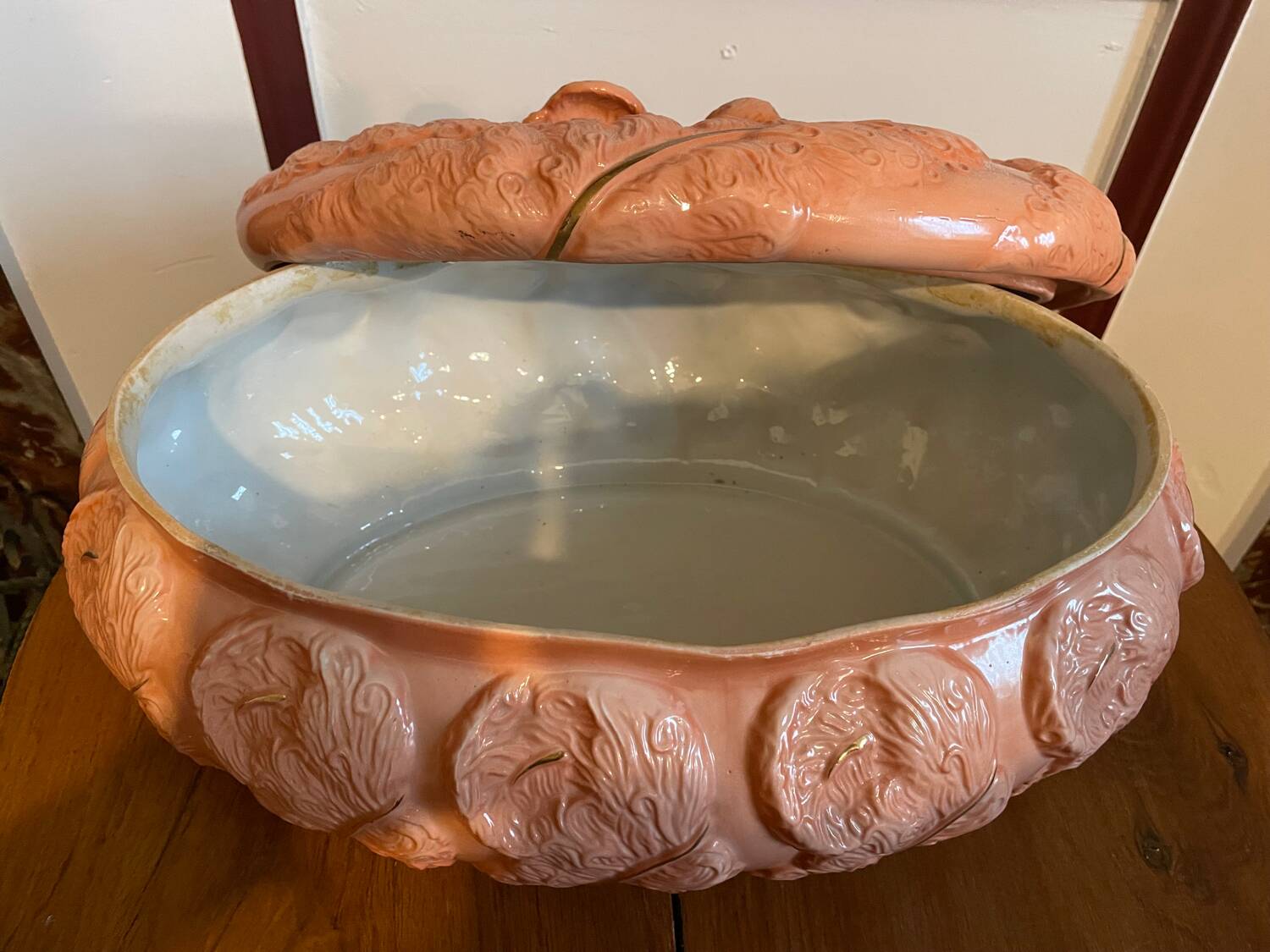 Ostrich Feather Soup Tureen, Couleuvre Manufacture