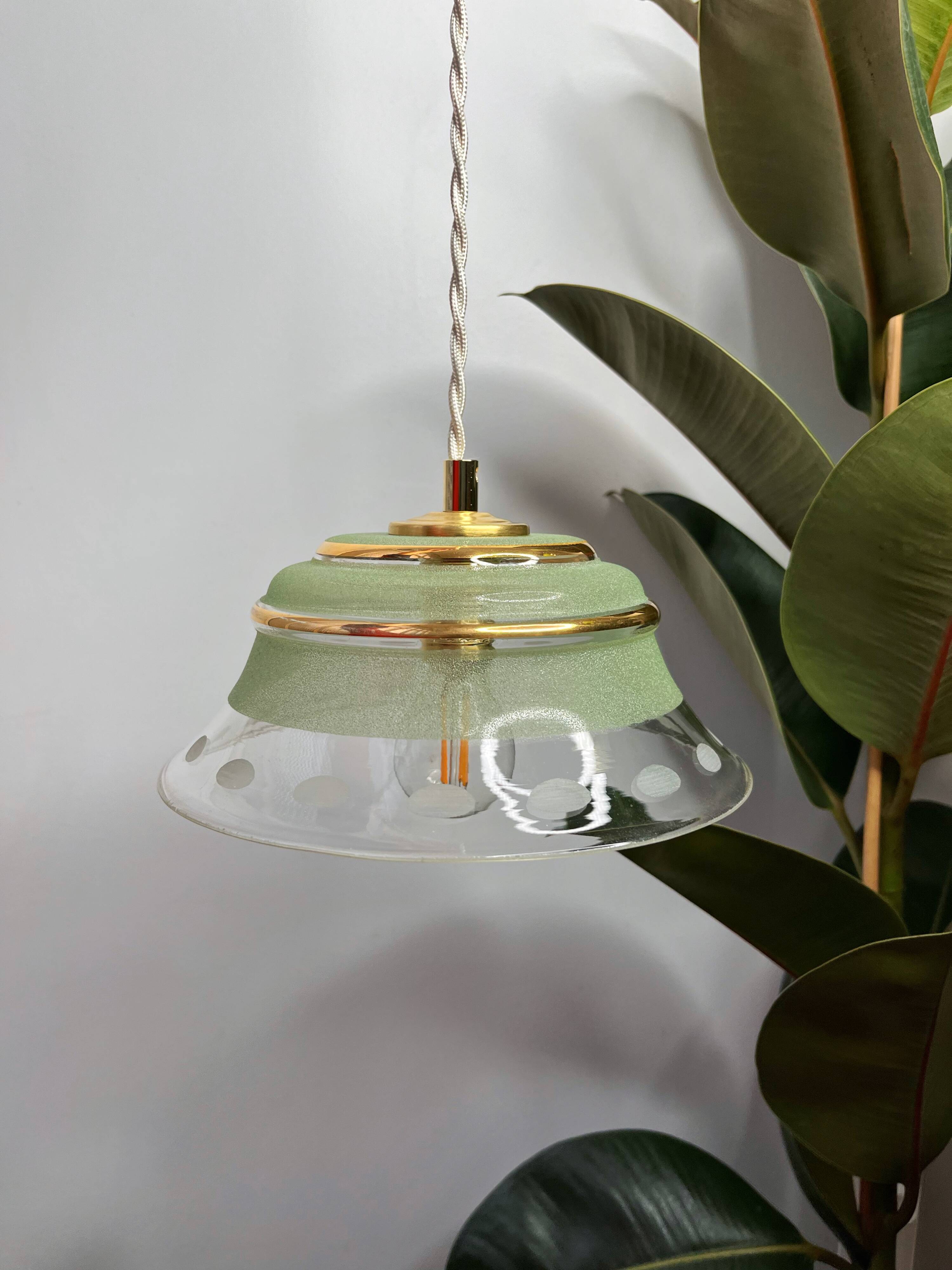 Suspension in green granite glass and transparent glass - gold edging