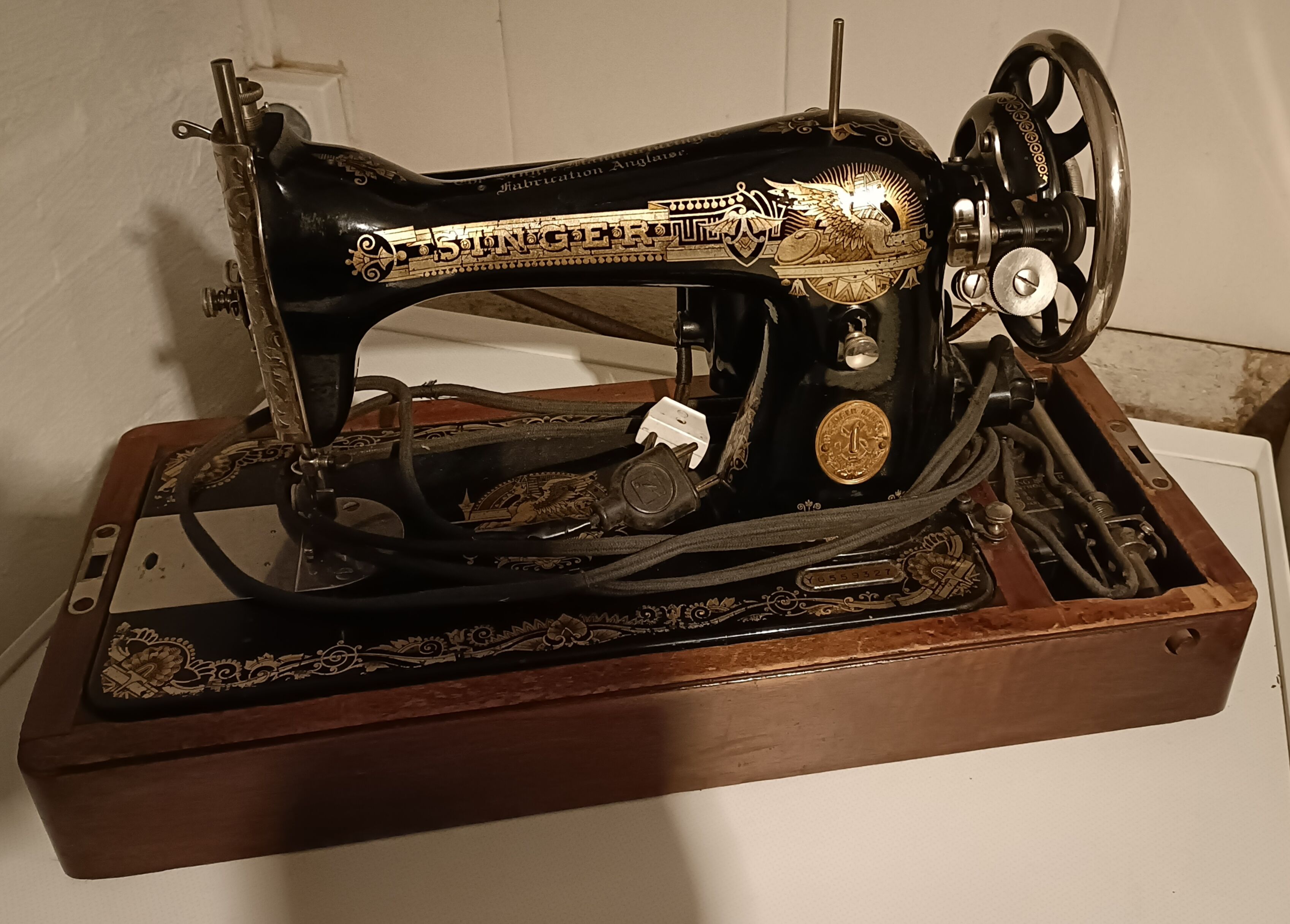 Machine a coudre ancienne singer portable et electrique