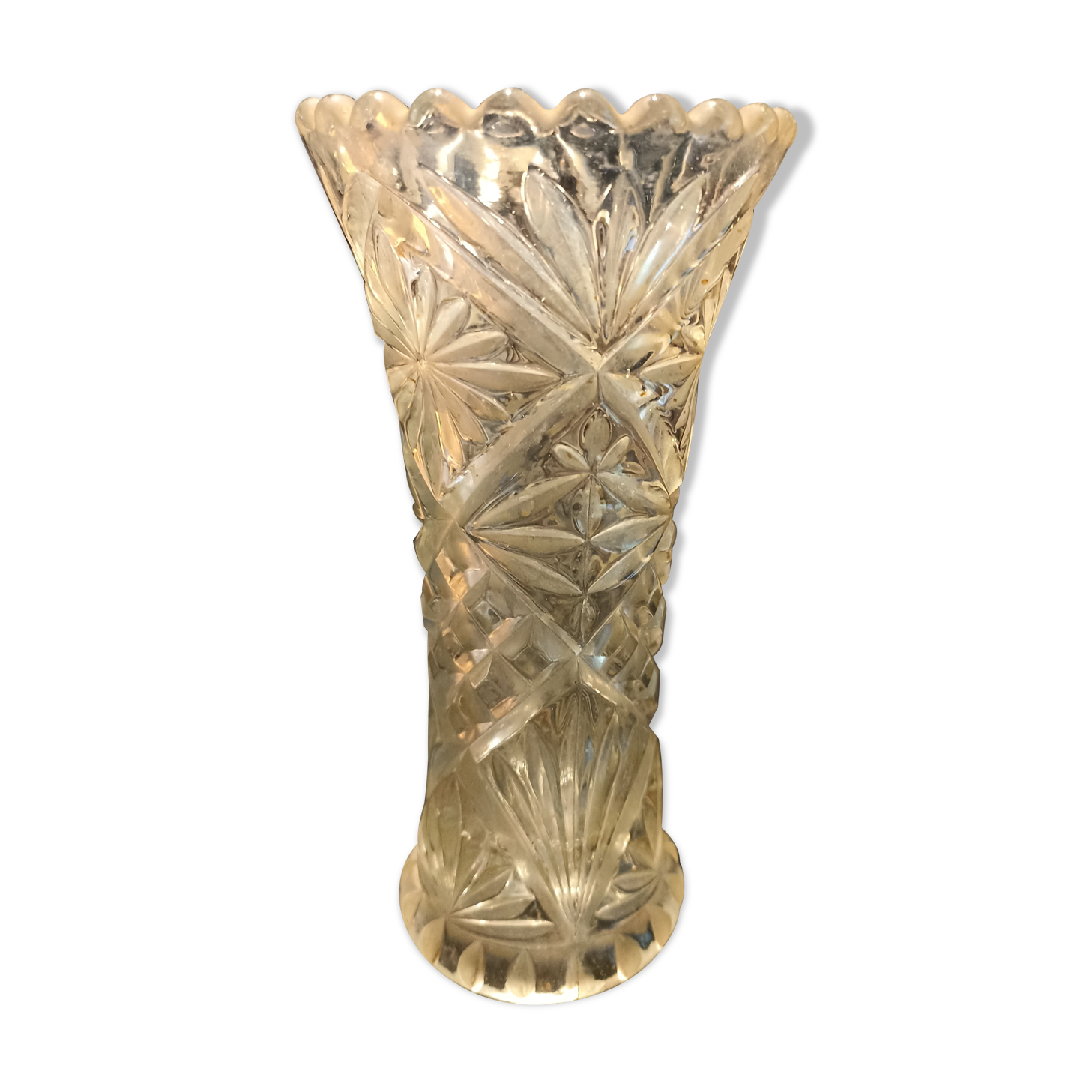 Chiseled glass vase