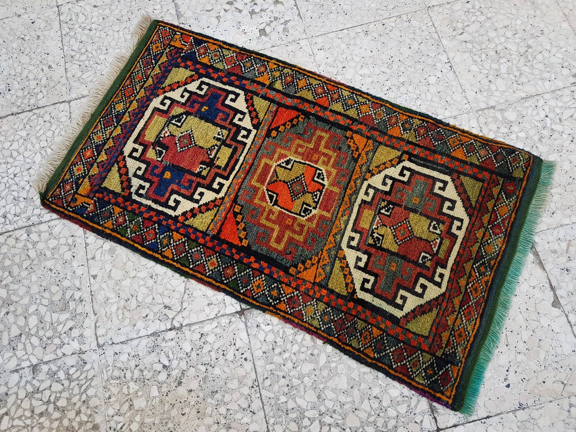 Vintage Turkish handmade rug 56x100 cm