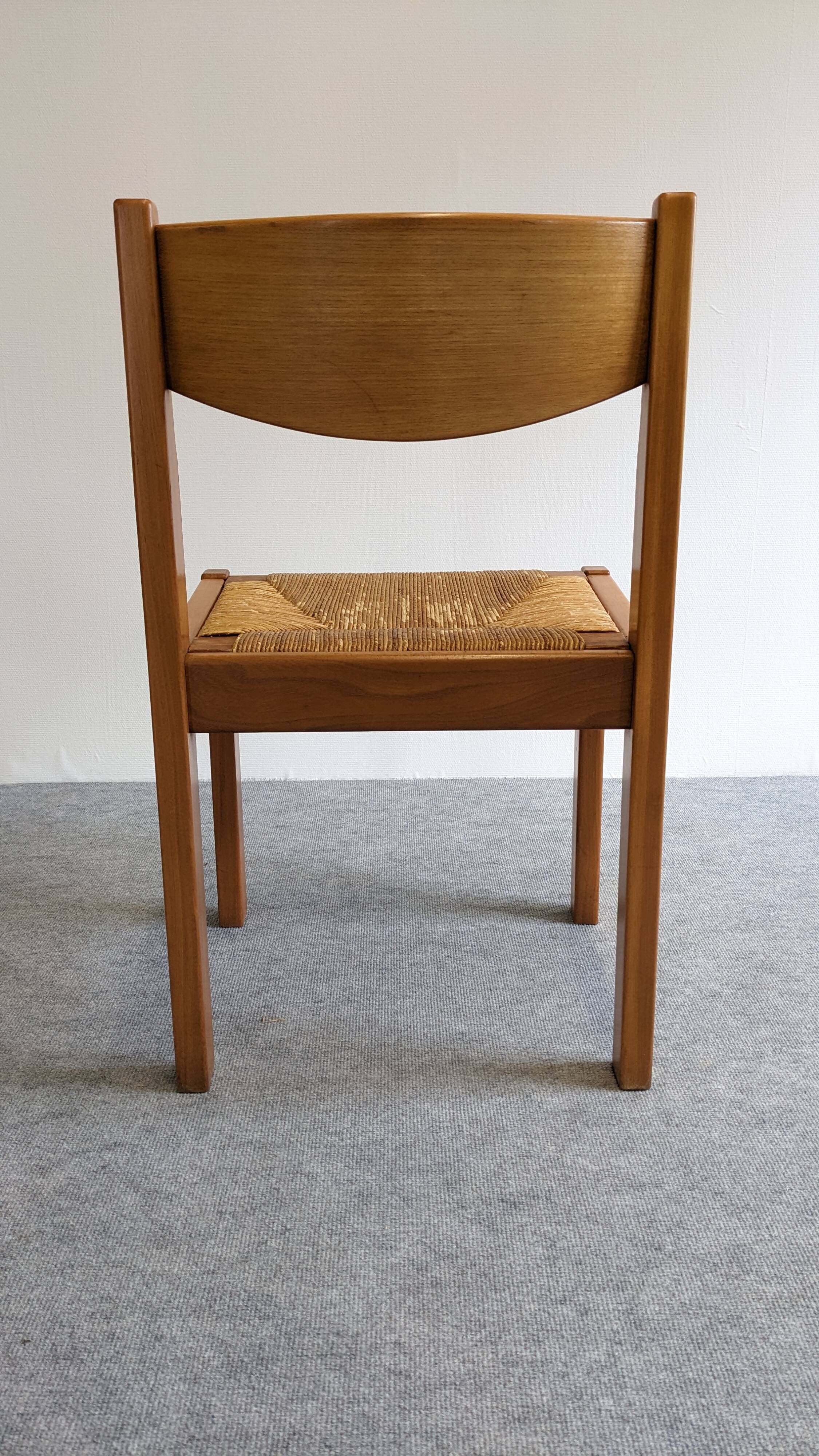 Série de 6 chaises paillées Maison Regain en orme massif, années 70-80