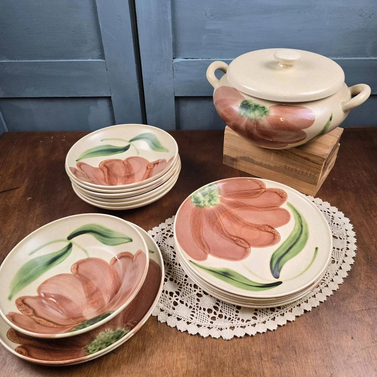 Vintage Salins Rhône service 15 pieces – Large hand-painted flowers