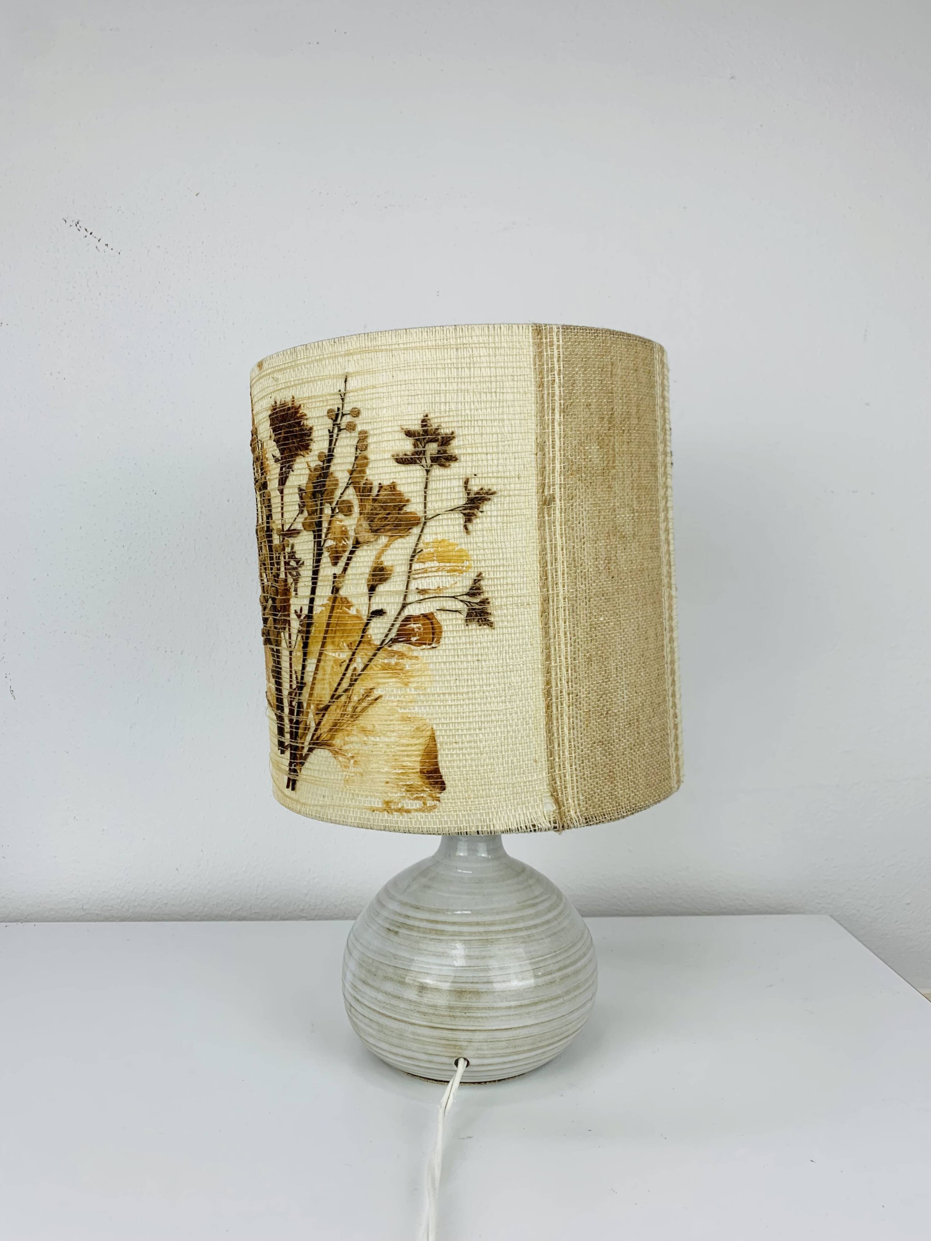 Ceramic ball lamp and dried flower lampshade