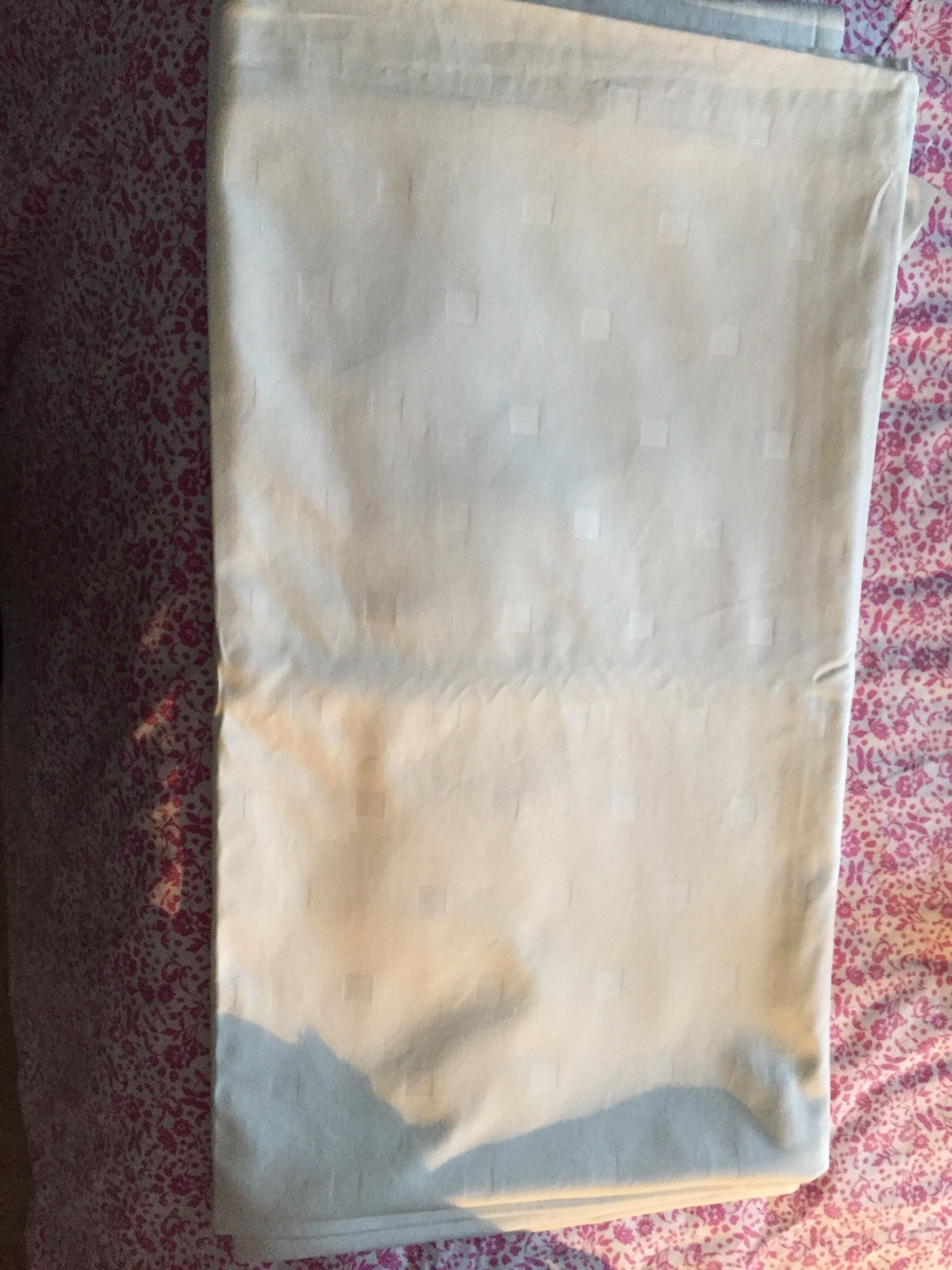 White damask tablecloth