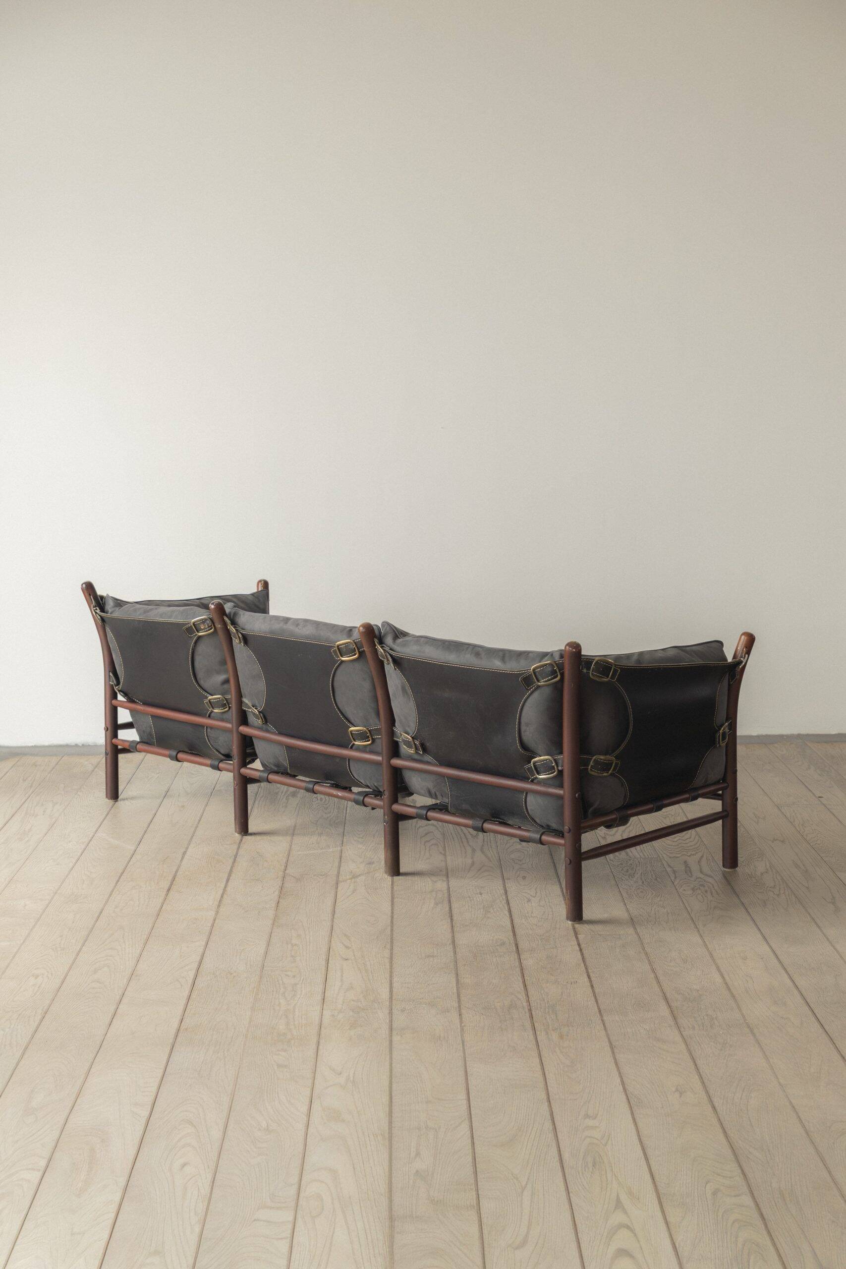 Arne Norell (Illona), sofa