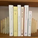 Serre livres en albâtre anciens