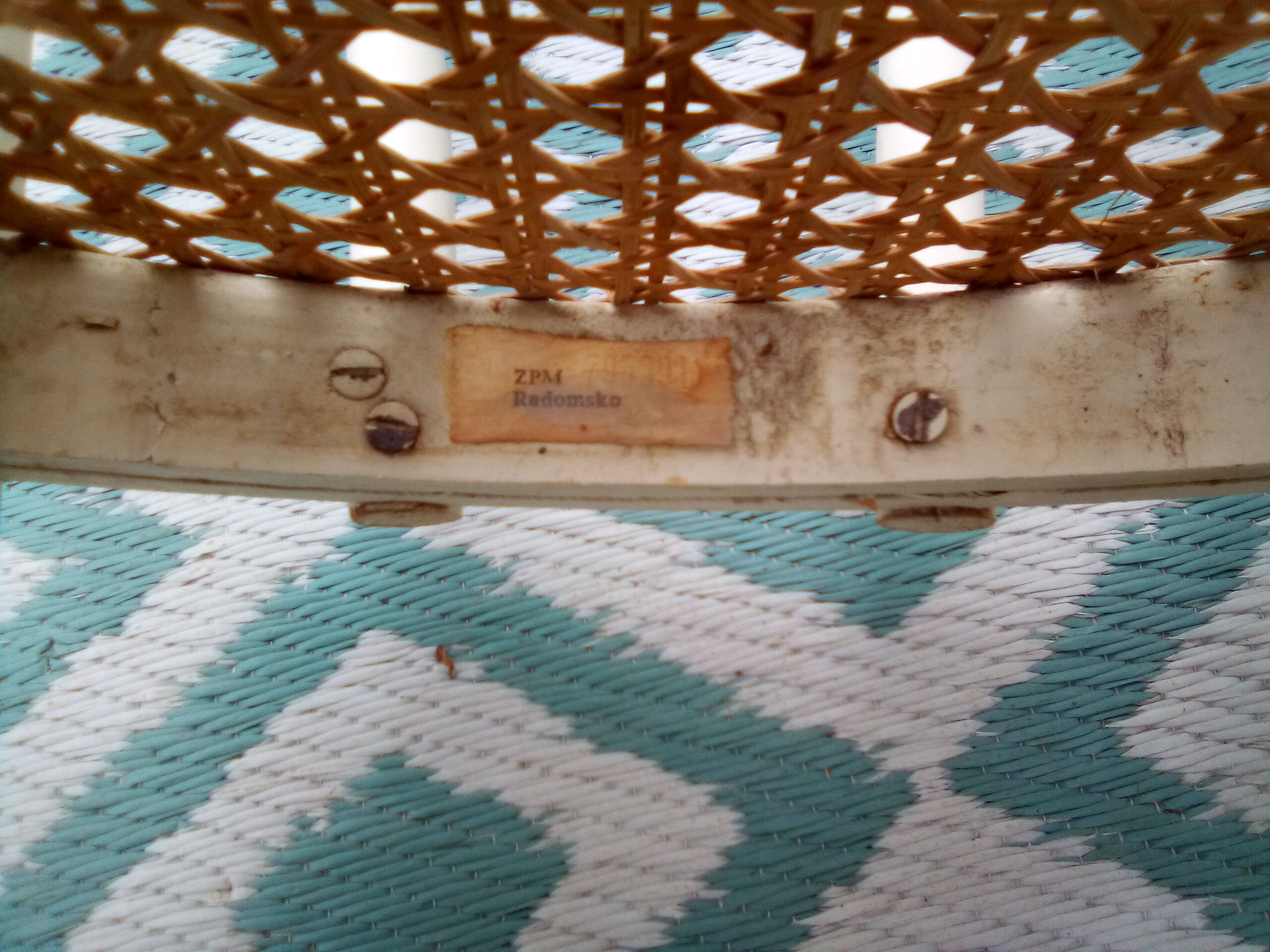 Lot of 4 bistro chairs in caned wood