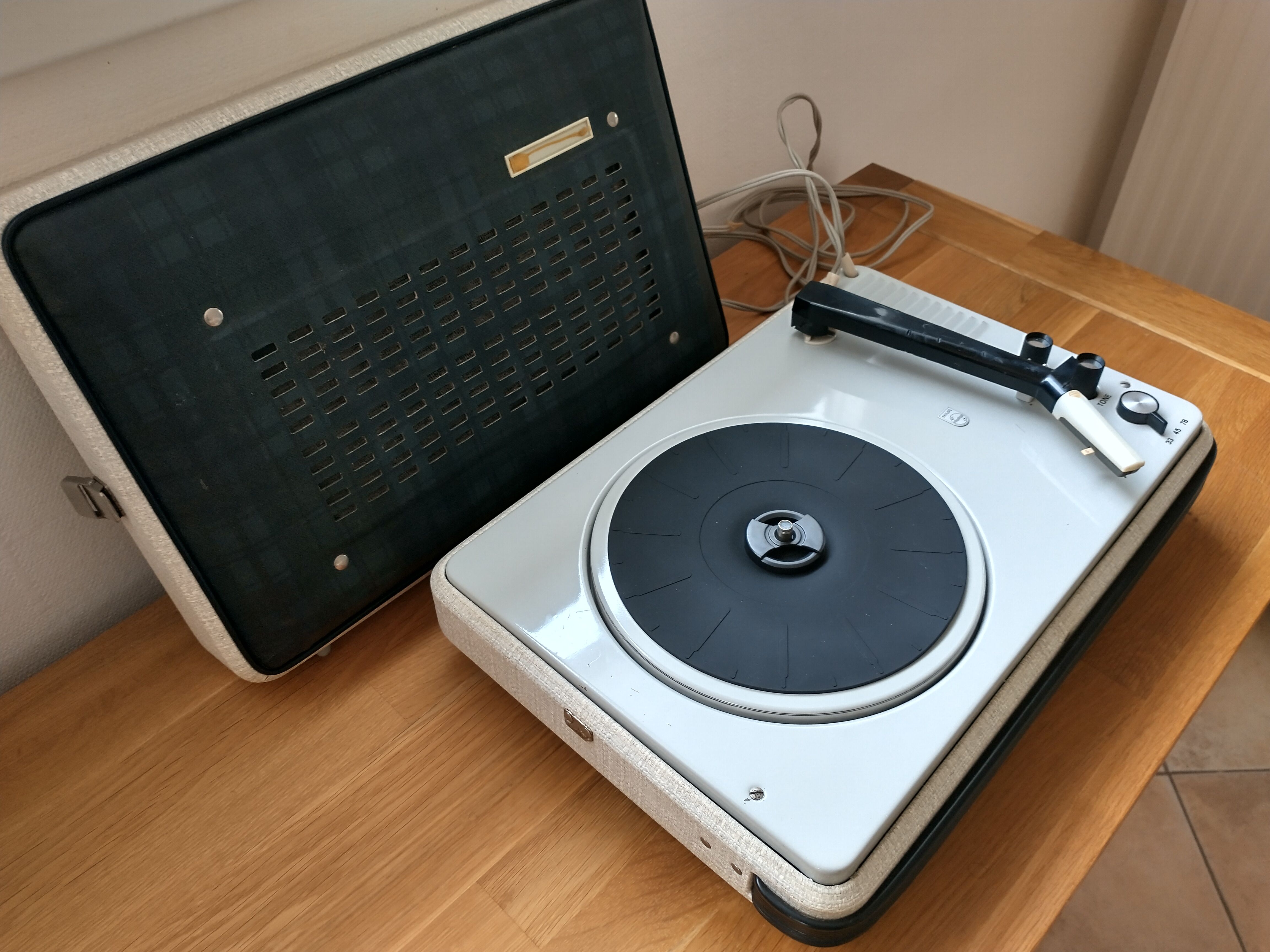 Thakker FP 140 A Courroie Compatible Avec Philips FP 140 A Courroie Tourne Disque Belt