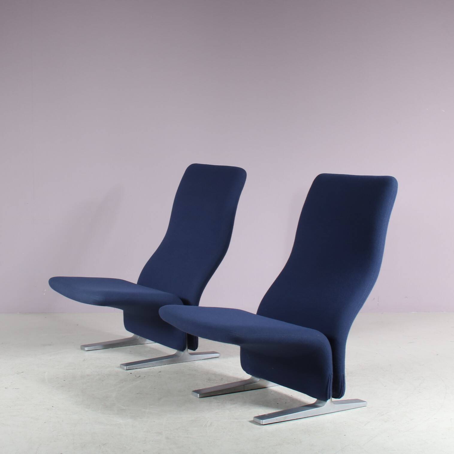 1970s Pair of “Concorde” chairs by Pierre Paulin for Artifort, Netherlands