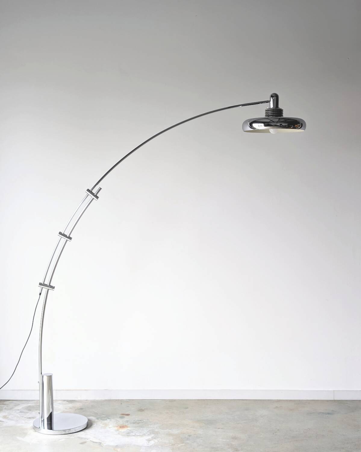 Vintage space-age Arc floor lamp by Leclaire & Schäfer, 1960s 1970s.