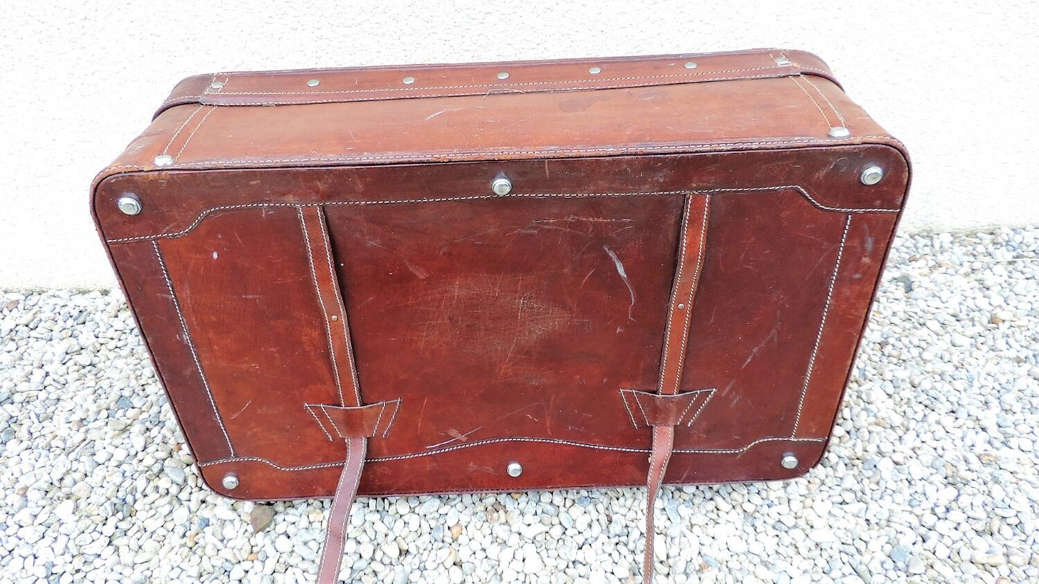 Valise  ancienne en cuir Feiten