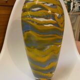 Vase en verre soufflé de Brehat bleu et jaune