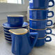 6 tasses et sous tasses et pot à lait Revoll
