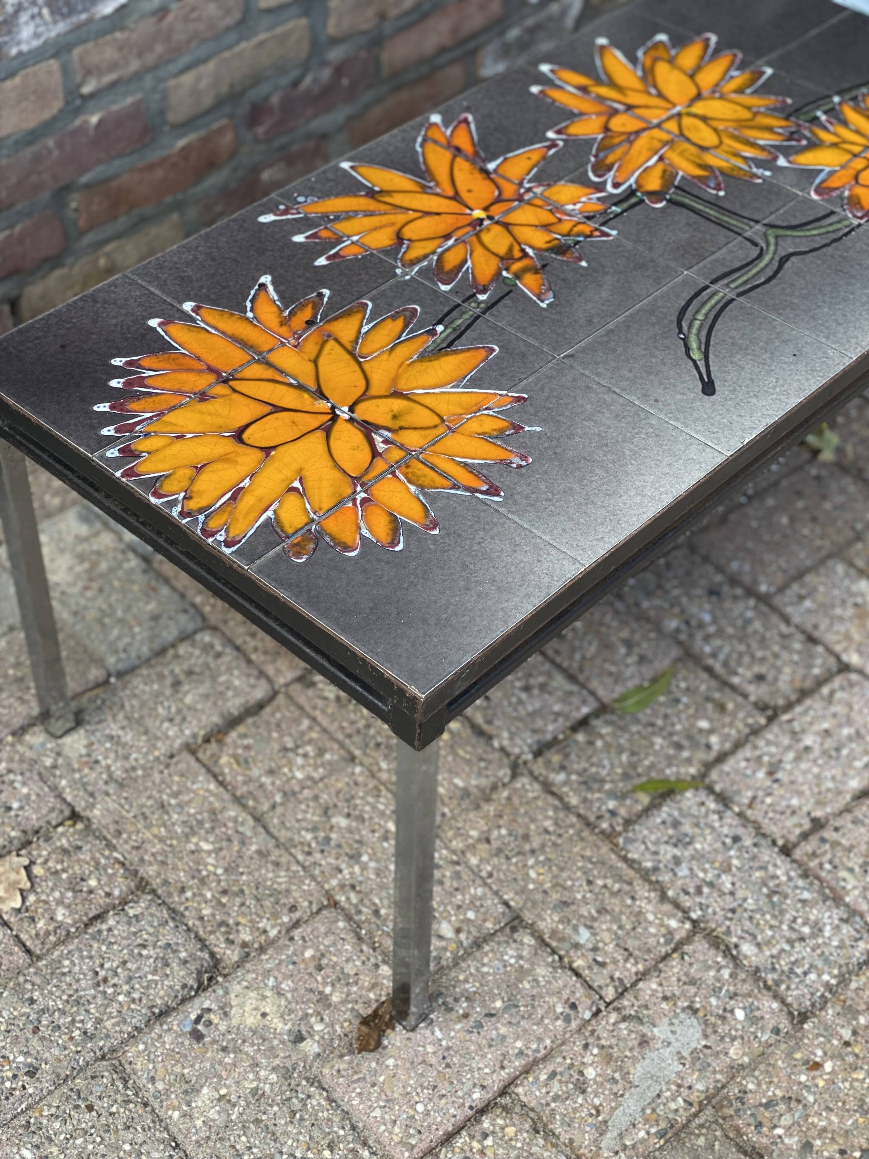 Adri Vintage Ceramic Coffee Table