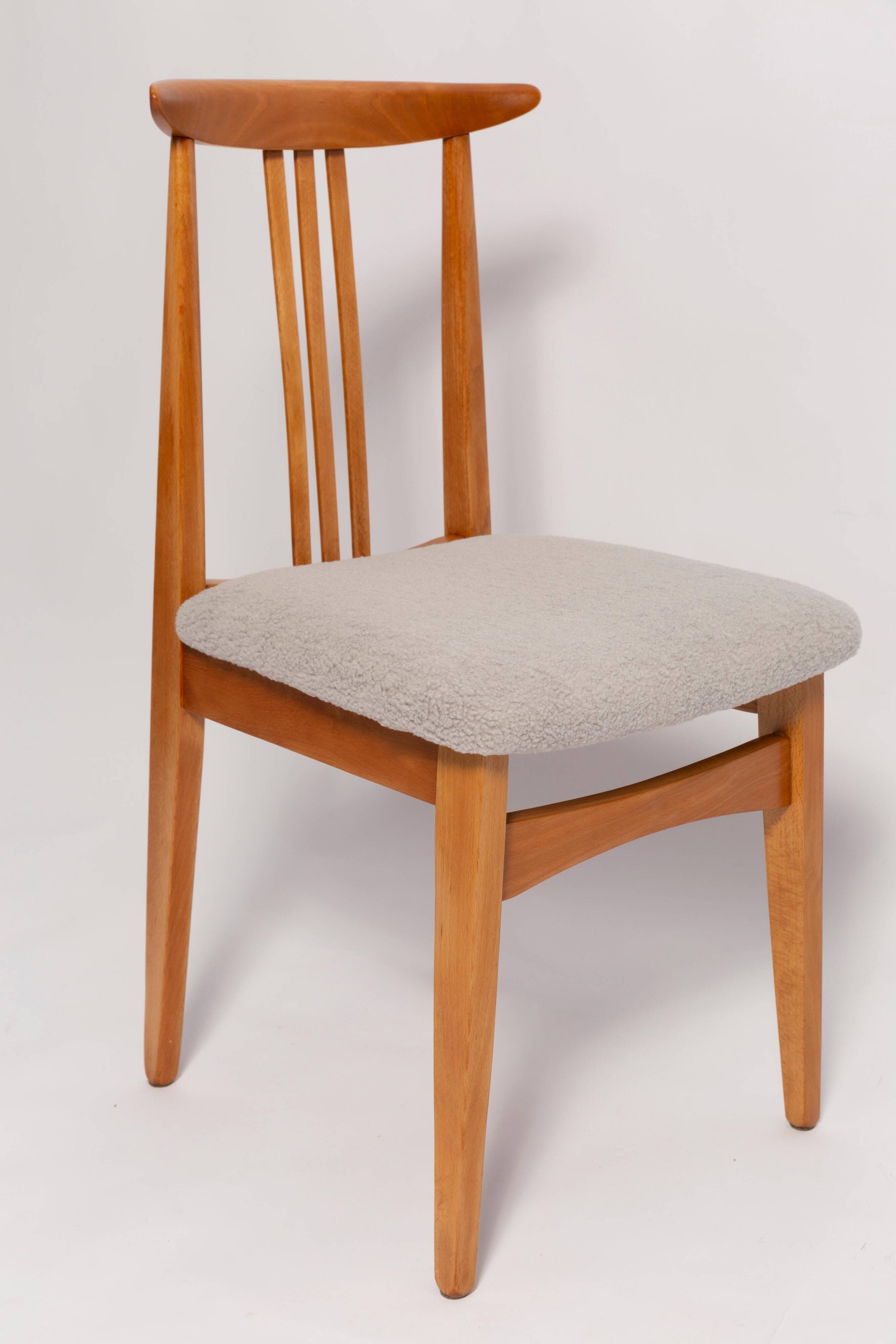 Mid-Century Chair in Linen Boucle and Light Wood by M. Zielinski, Europe, 1960s