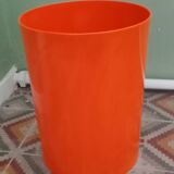 Umbrella trash can