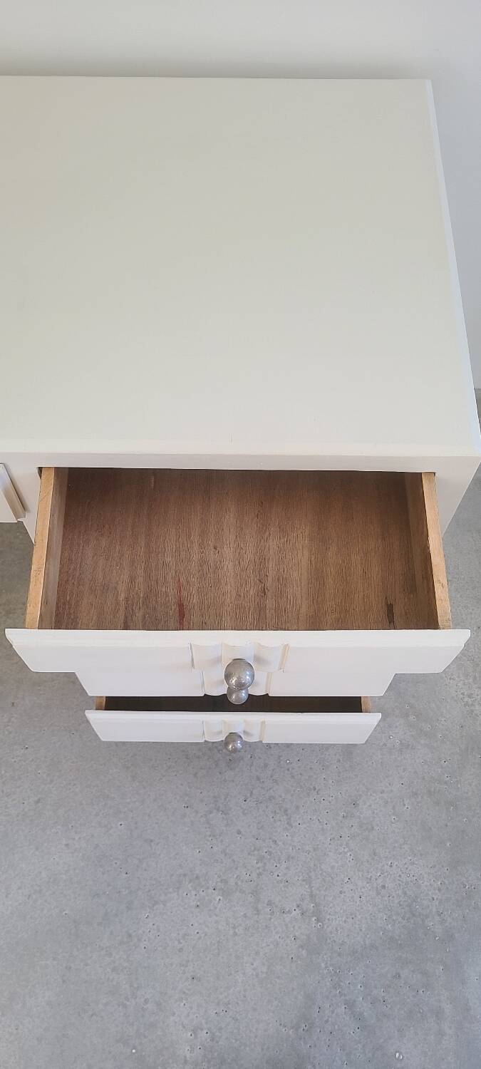 Bureau ancien Art Déco blanc bois massif boutons boules métal vintage