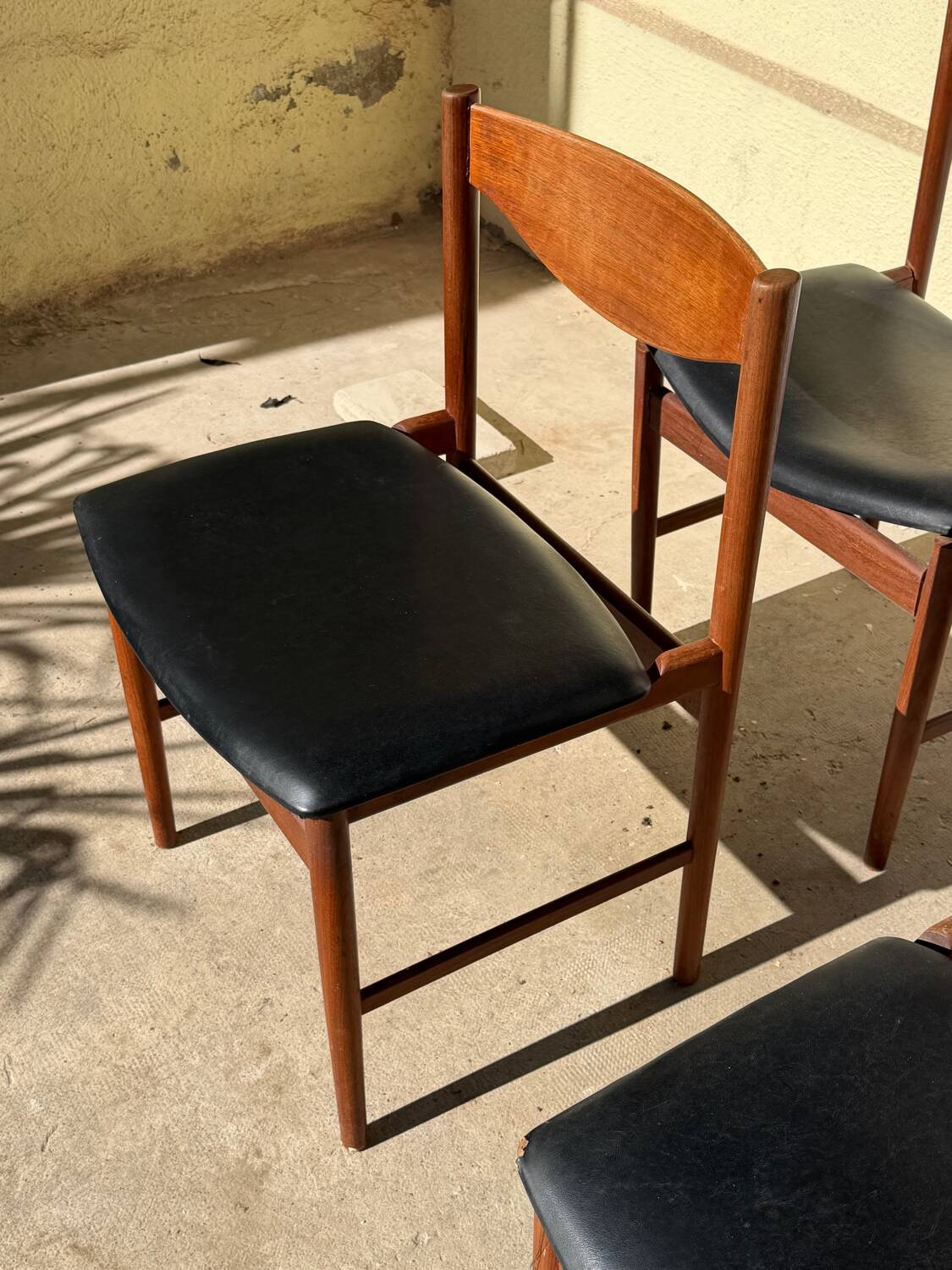 Lot de 6 chaises Gplan danish design Kofod Larsen