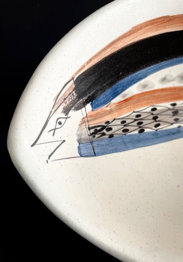 Coupe ''au poisson'' en faïence par roger capron vallauris