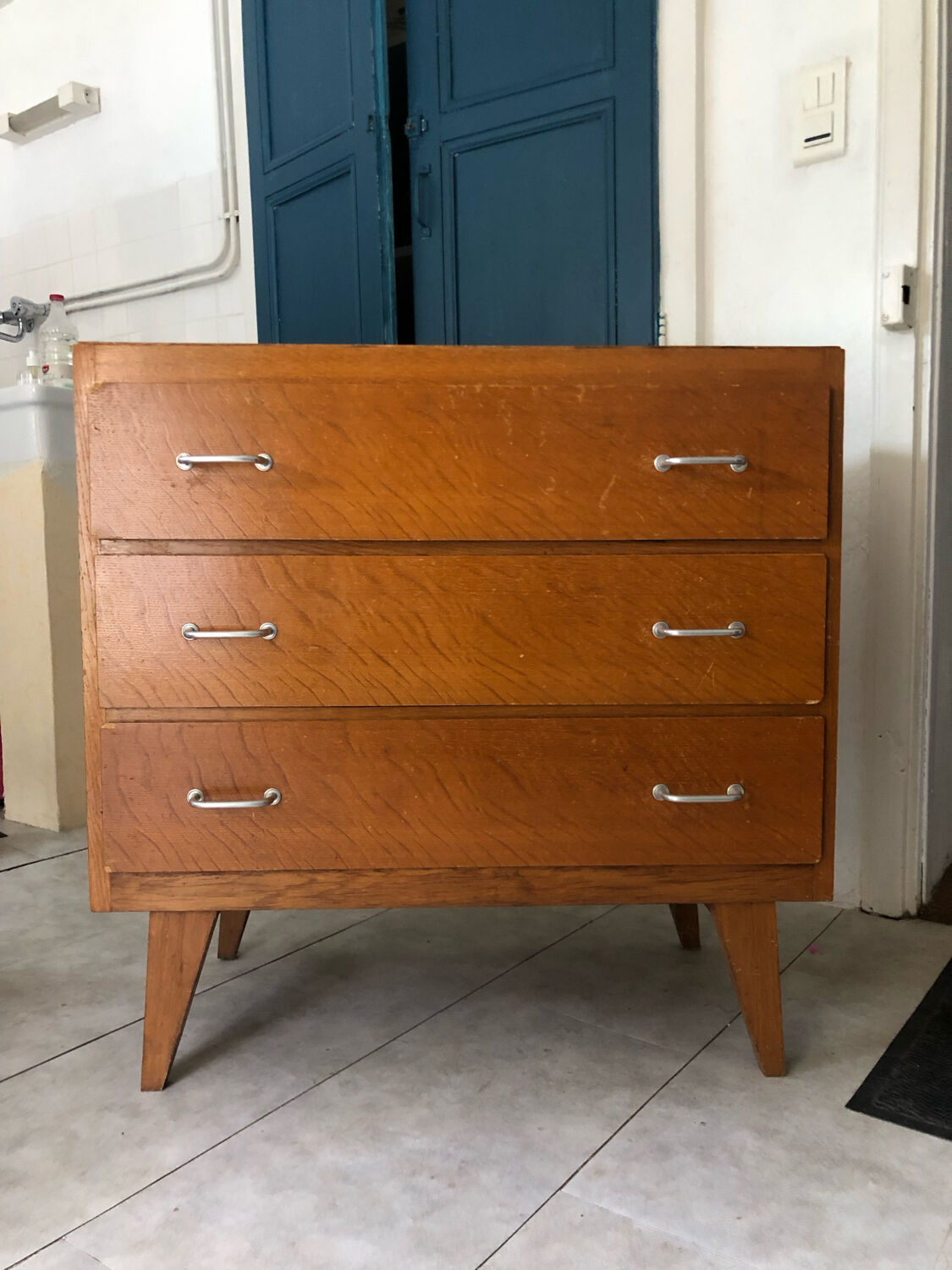 1960 chest of drawers