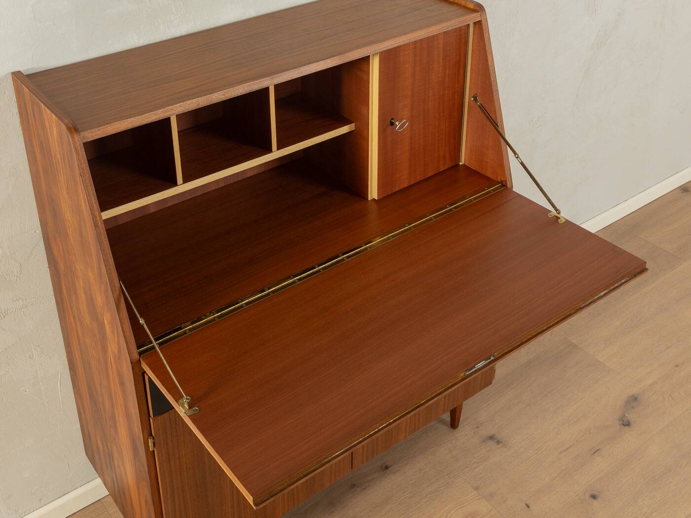 1960s Bureau
