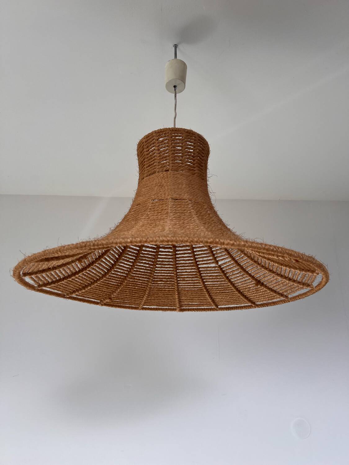 Large vintage rope pendant lamp design from the 70s
