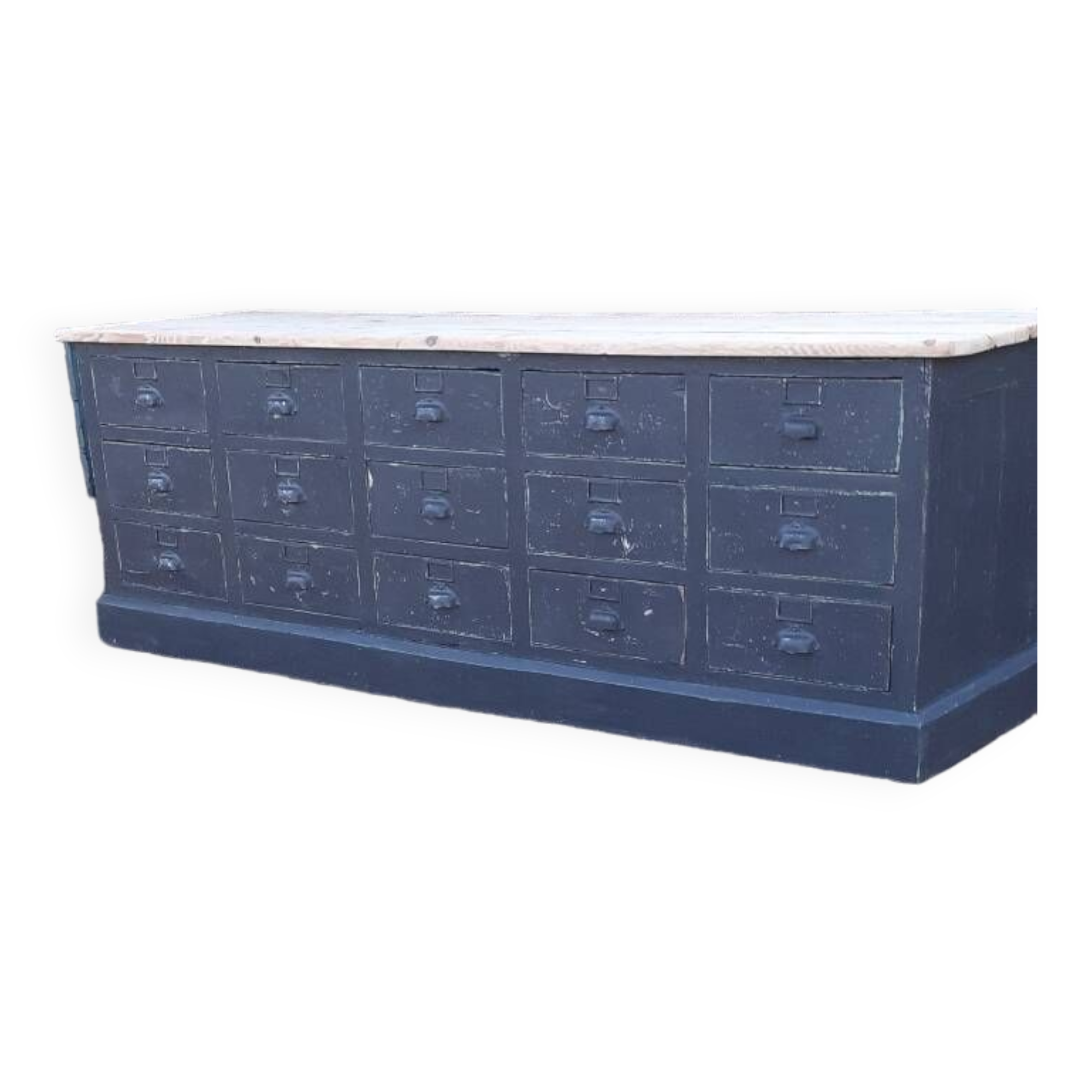 15-drawer craft cabinet