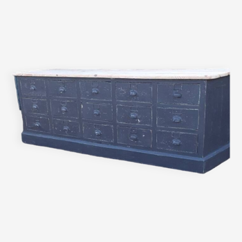 Professional furniture with 15 drawers