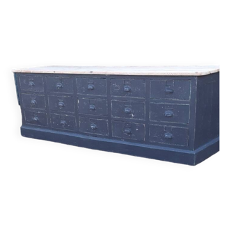 Professional furniture with 15 drawers