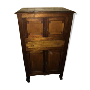 meuble ancien de rangement
